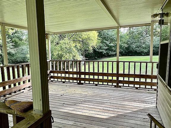 2nd image of 1565 Brackett Loop Rd