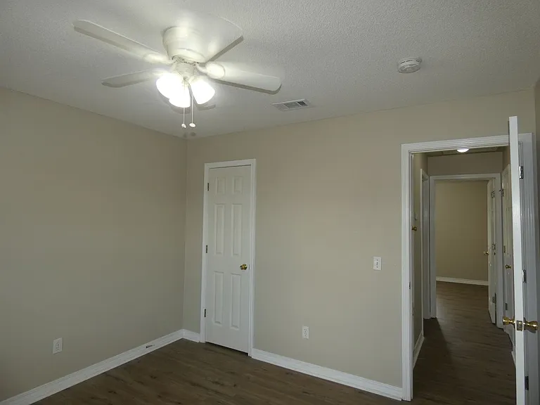 5087 Cassia Dr — Photo 16