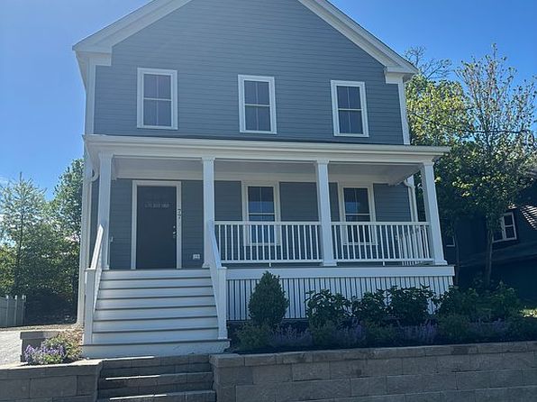 76 Lake Shore Dr