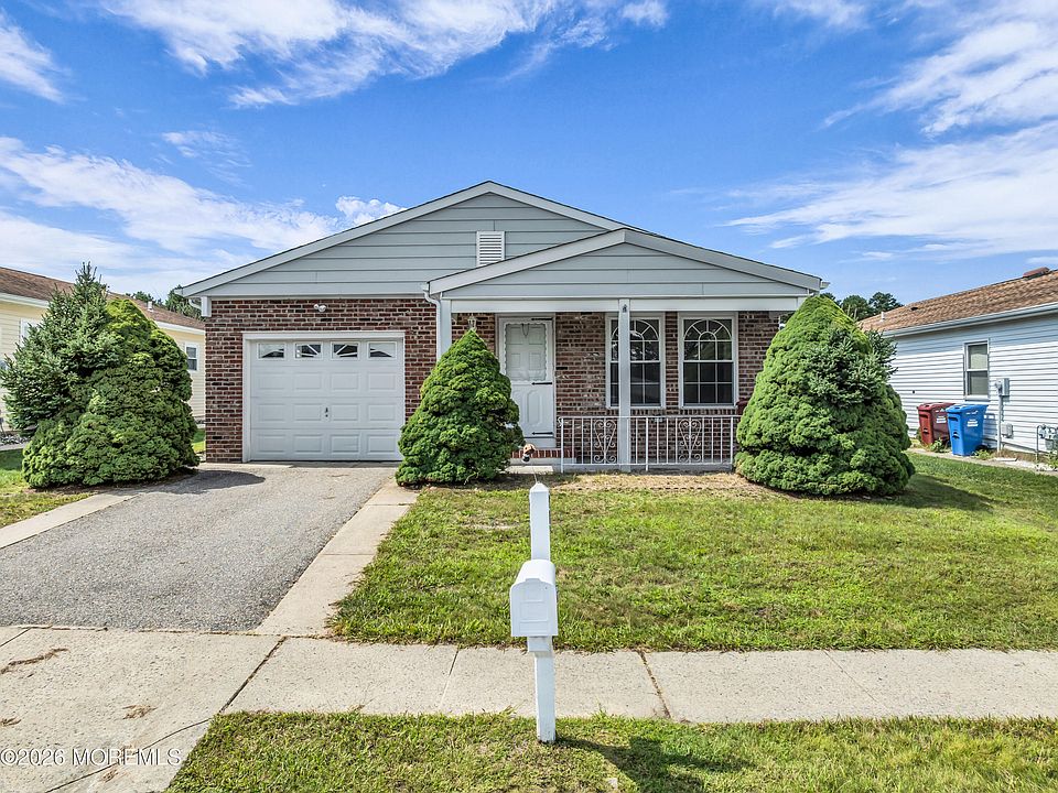 1st image of 24 Merrilee Lane