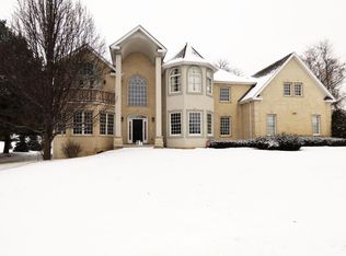 4204 Jacqueline Ln, Crystal Lake, IL 60014