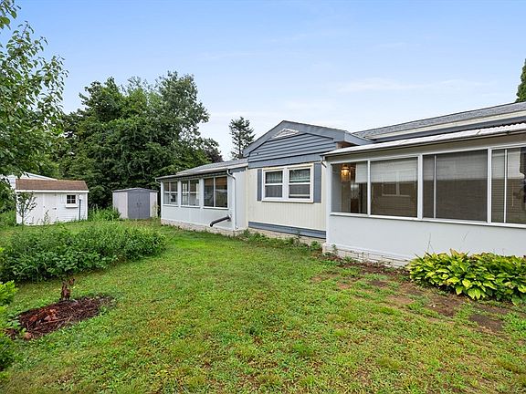 5th image of 33 Hilltop Rd