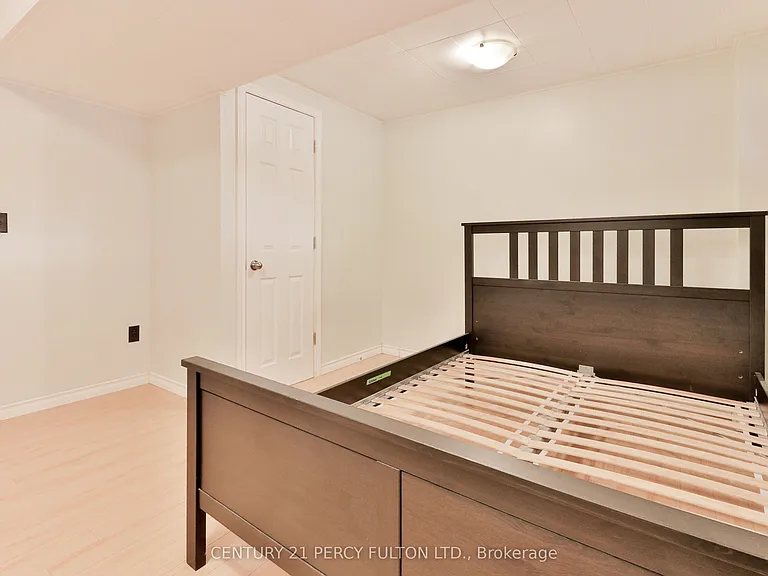 253 Chine Dr — Photo 31
