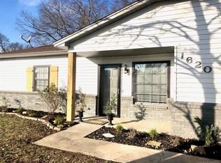 1620 Red Bud Dr, Sulphur, OK 73086