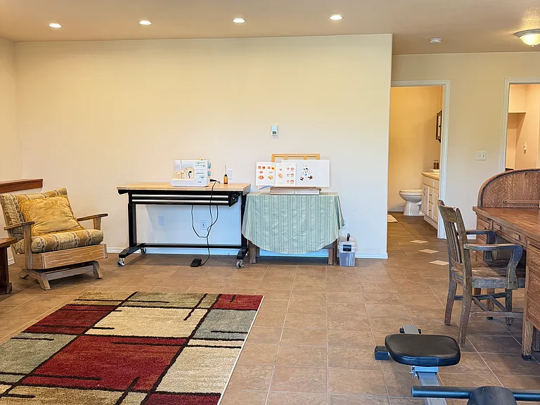 51 Ophir Dr — Photo 38