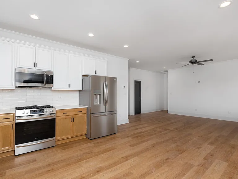 3200 Holly Rd #201 — Photo 8
