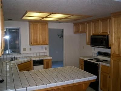 2nd image of 1105 Main Sail Cir