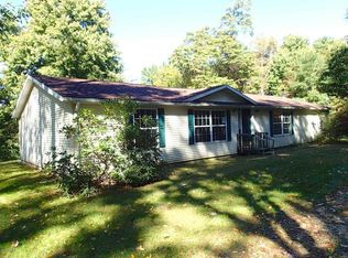 24618 N Shore Dr, Edwardsburg, MI 49112
