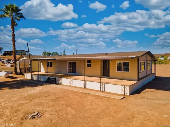 39521 San Ignacio Rd, Hemet, CA 92544