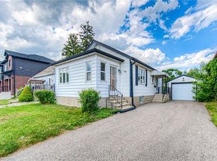 96 Whitney Pl, Kitchener, ON N2G2X7