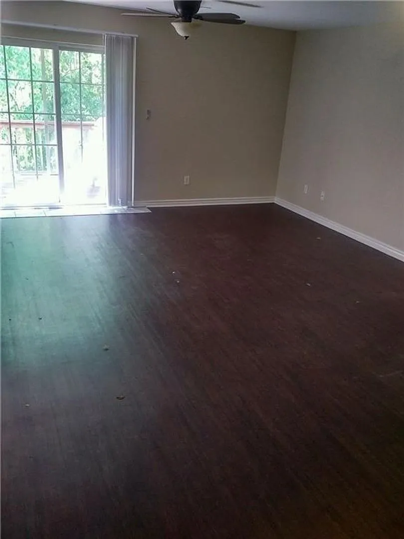 Building Photo - 249-251 Graystone Cir