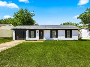 865 Stanford Dr, Lancaster, TX 75134