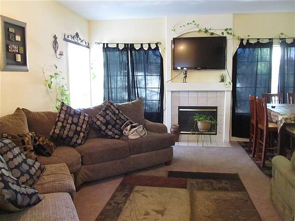 2nd image of 1900 N Torrey Pines Dr Unit 206