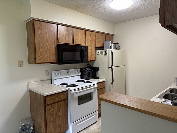 2nd image of 4314 Maricopa Dr #1