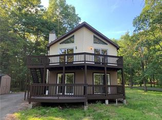 106 Pawnee Trl, Albrightsville, PA 18210