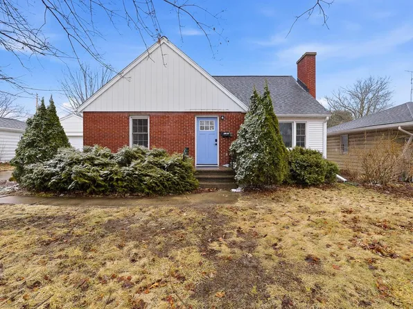 242 Wisconsin STREET, Mayville, WI 53050