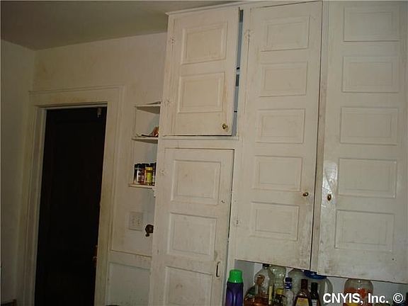 2nd image of 432 W Ostrander Ave