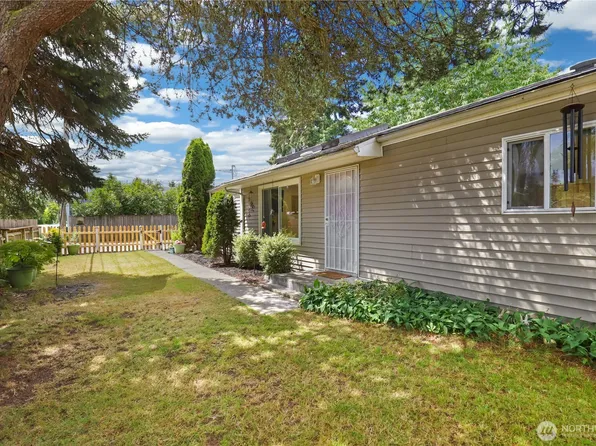 13802 A Street S, Tacoma, WA 98444