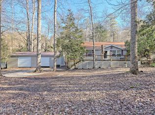 5998 Bridge Creek Rd, Tiger, GA 30576