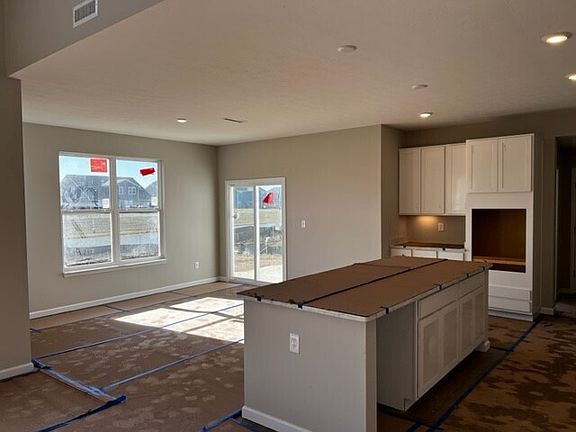 4th image of 6463 Whitecap Ln