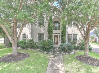 13406 Goldenmere Ct, Sugar Land, TX 77498