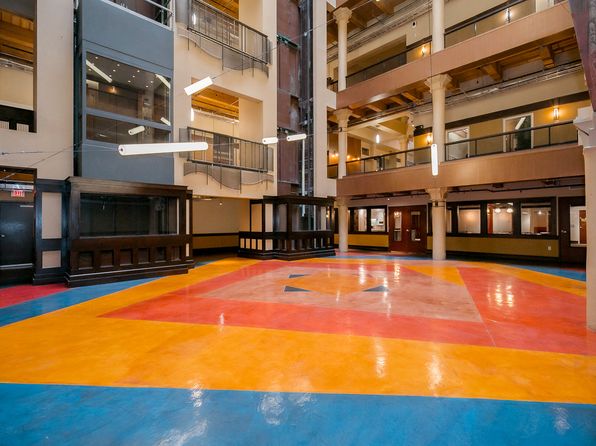 323 W 8th St APT 301