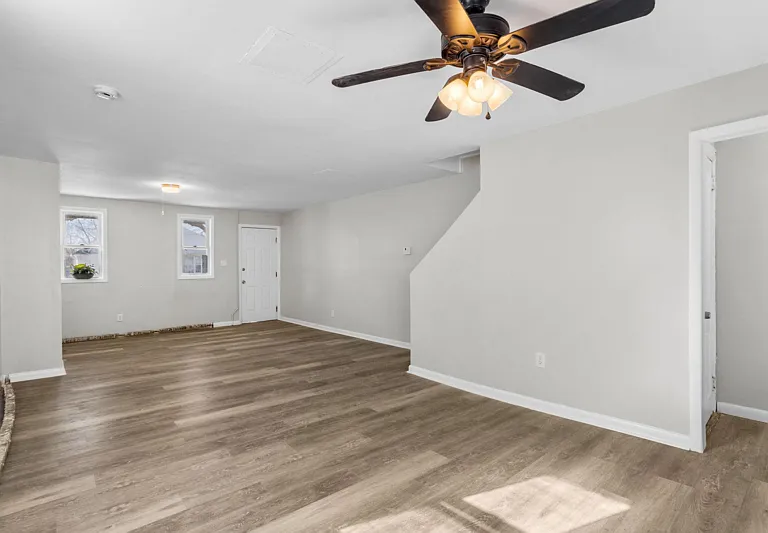415 Wood St — Photo 7
