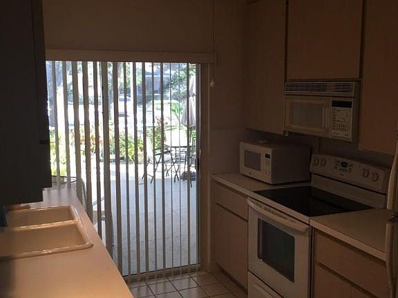 3rd image of 1253 NW Sun Terrace Cir #8C