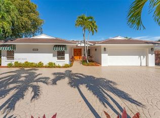 10475 SW 22nd St, Miami, FL 33165