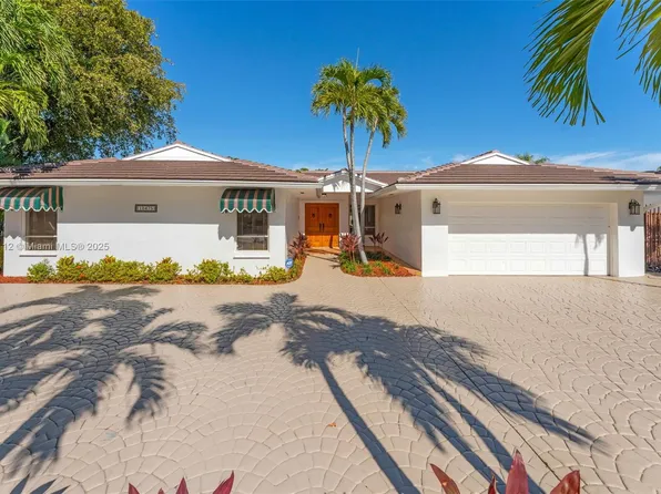 10475 SW 22nd St, Miami, FL 33165