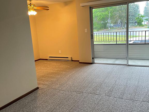 3rd image of 2711 W Euclid Ave #101
