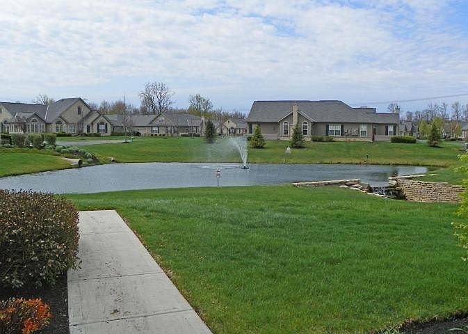 2nd image of 7271 Falls View Cir