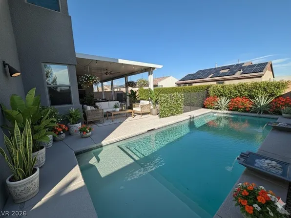 8320 Carabiner Ct, Las Vegas, NV 89166