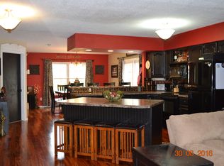 610 Granada Rd, Carroll, IA 51401