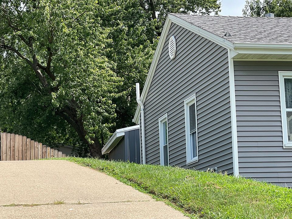 1121 S 14th St, Quincy, IL 62301 Zillow