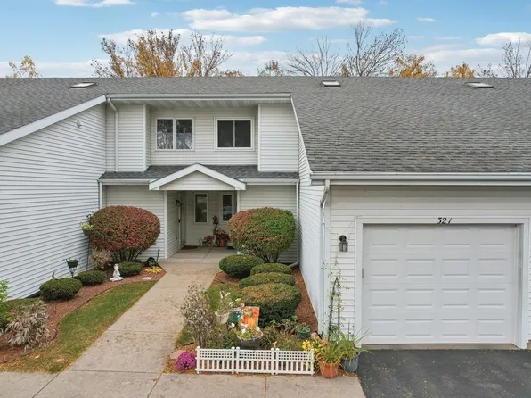 321 Castle Oaks Xing, Waunakee, WI 53597