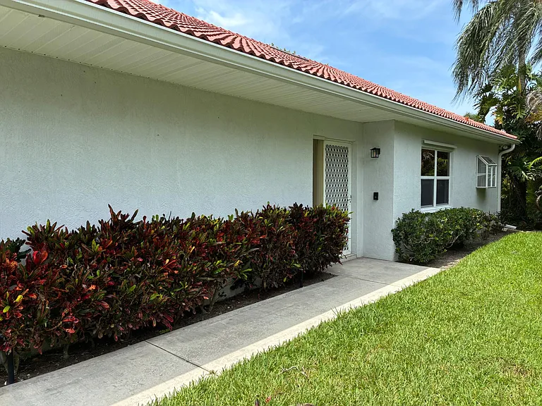 4309 SE Scotland Cay Way — Photo 4