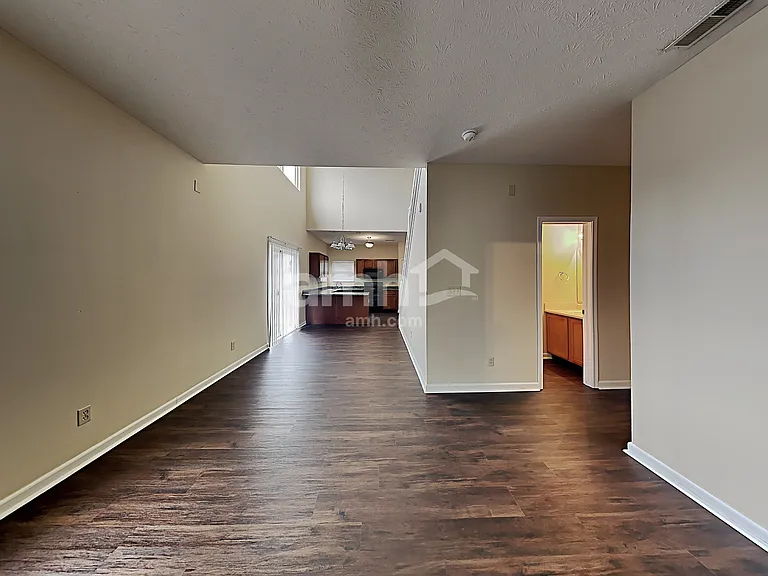 11532 Pegasus Dr — Photo 4