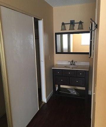3rd image of 3128 E Avenue Q15