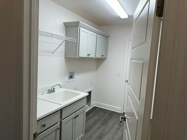 1566 Alana Ct — Photo 15