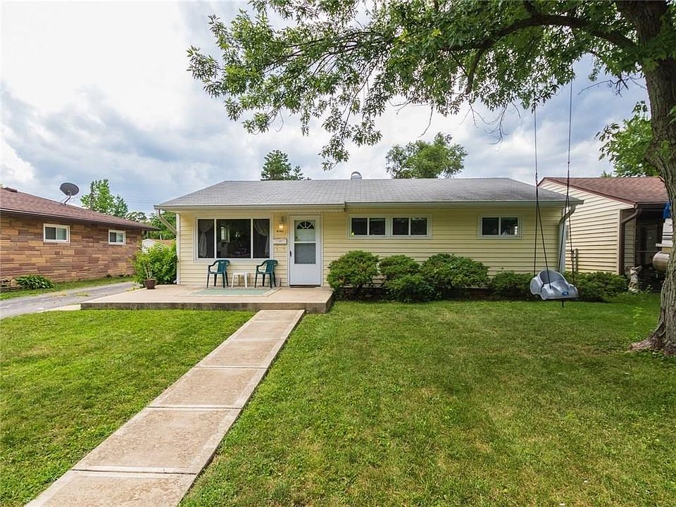 1st image of 4868 Katherine Dr