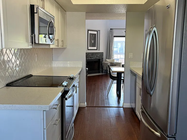 5998 N 78th St #219 — Photo 11