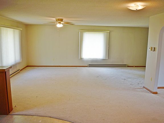 5th image of 4683 Hickory Ave