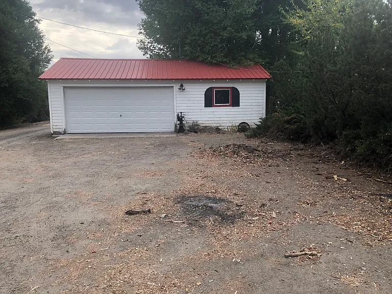 1526 Highway 95 — Photo 19