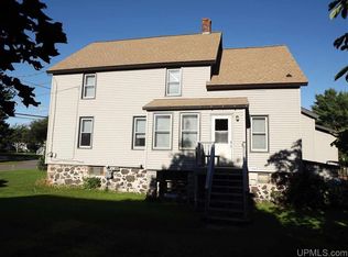 228 Cliff St, Mohawk, MI 49950