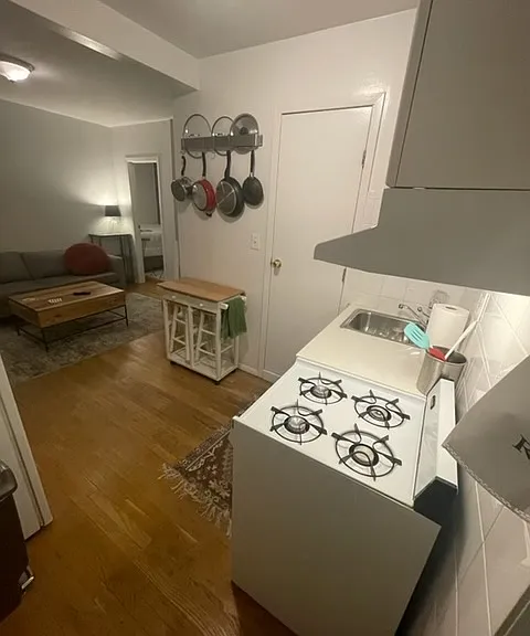 146 Sullivan St #6 — Photo 4