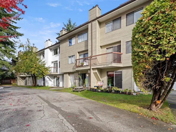 7144 133b St #208, Surrey, BC V3W 8A4