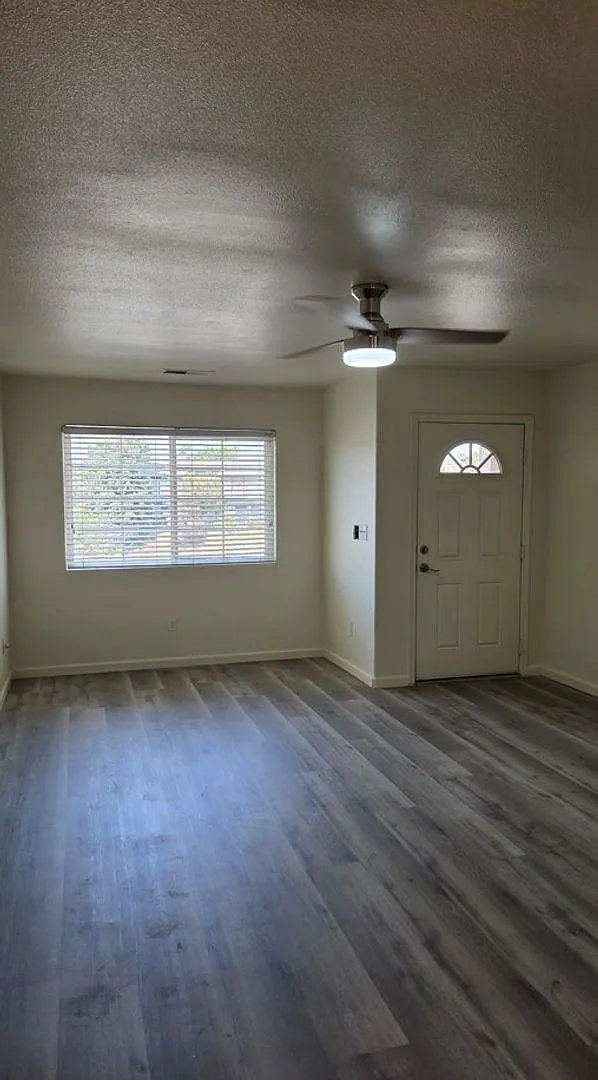 6124 Royal Coach Circle -Apartment — Photo 4