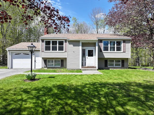 141 Cushman Road, Winslow, ME 04901