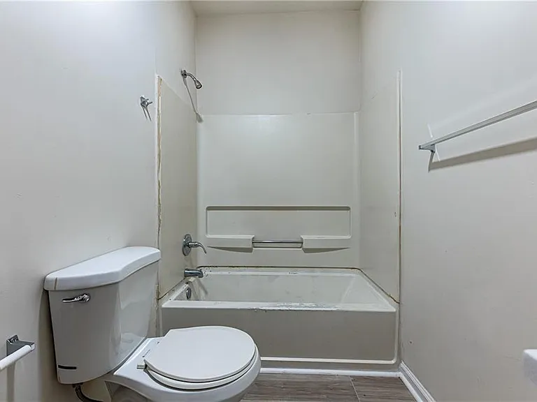 987 Dimmock St SW — Photo 13